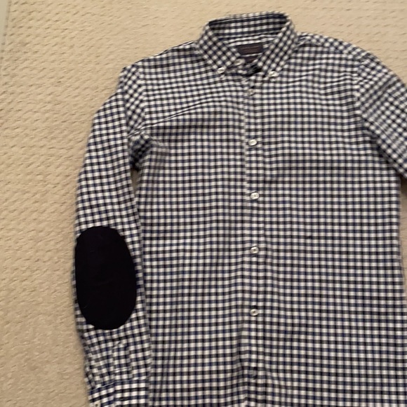 Blue checkered dress shirt from Zara. - Picture 3 of 3